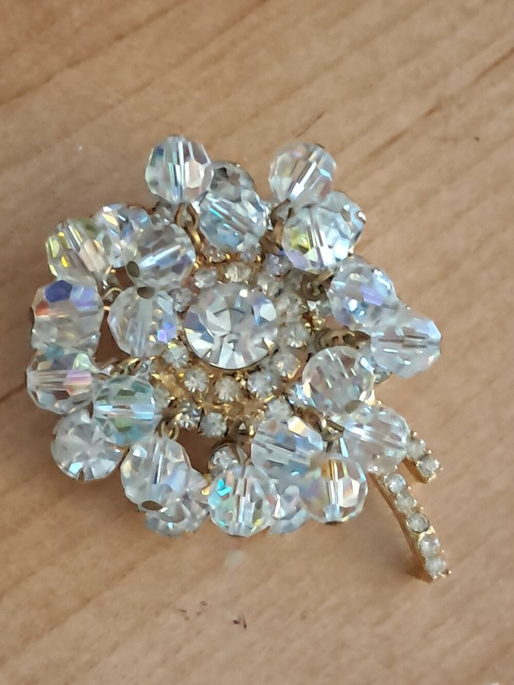 Vintage Juliana D&E Clear AB Rhinestone Cha Cha Flower Brooch Pin Gold Tone